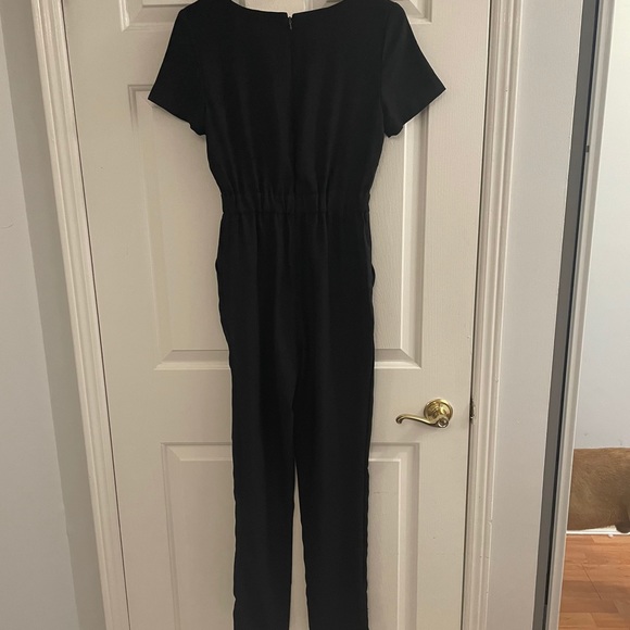 Black forever 21 jumpsuit - Picture 4 of 4